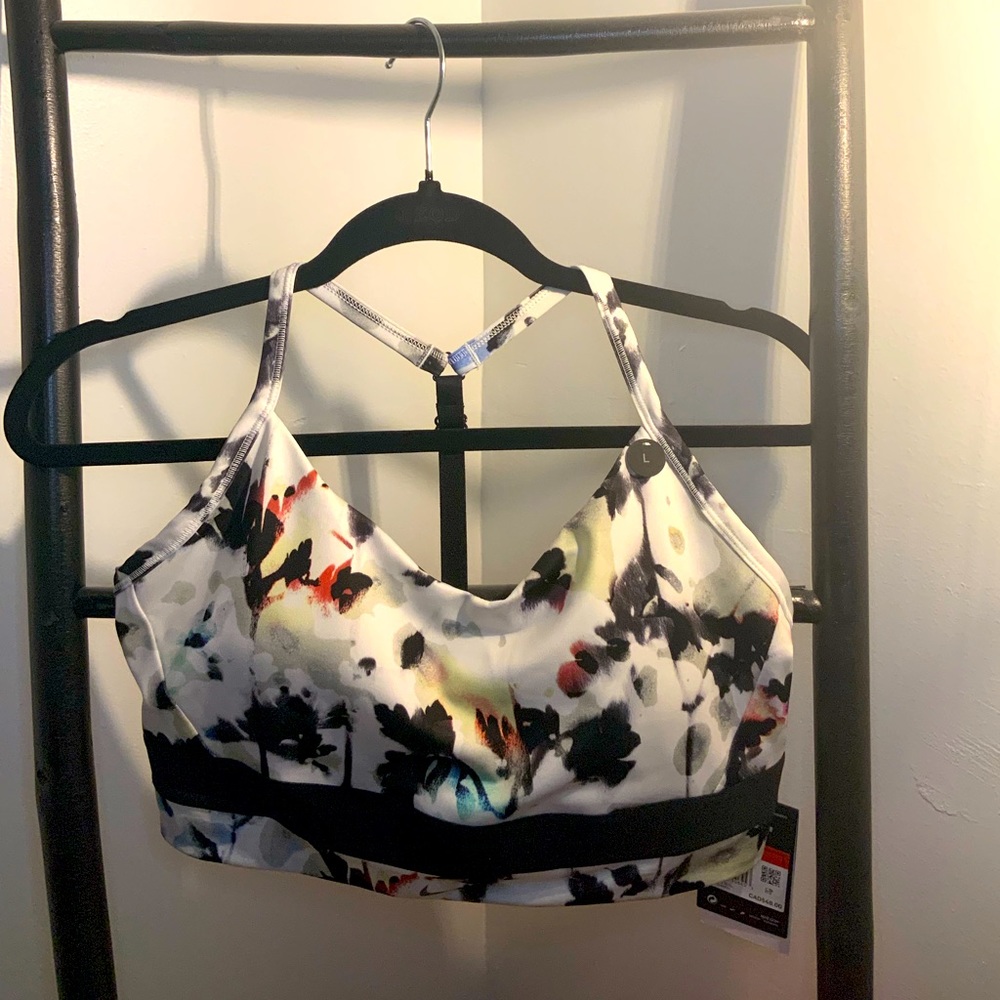 BRAND NEW NIKE INDY BRA